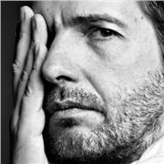 Insegnante di fotografia da quasi dieci anni con un'esperienza trentennale nel settore fotografico